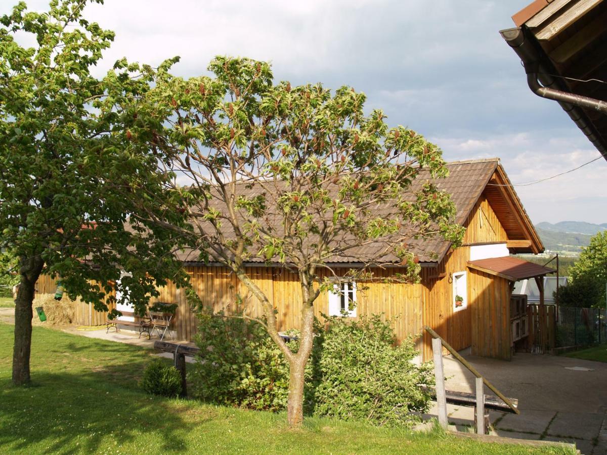 Desl'S Little Farm Apartment Waldburg Bagian luar foto