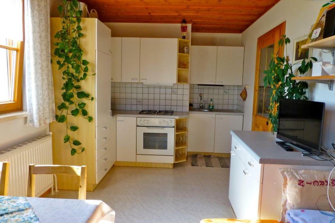 Desl'S Little Farm Apartment Waldburg Bagian luar foto
